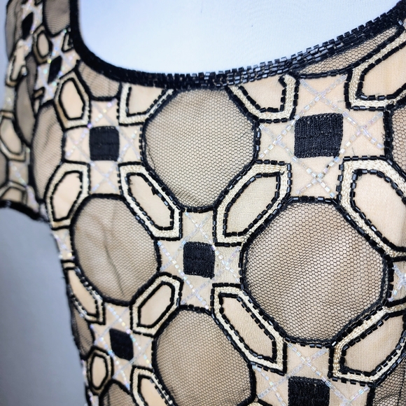 Adrianna Papell Evening Beaded Blouse Sz M 100% Silk Black Gold Geometric Top - Picture 6 of 15